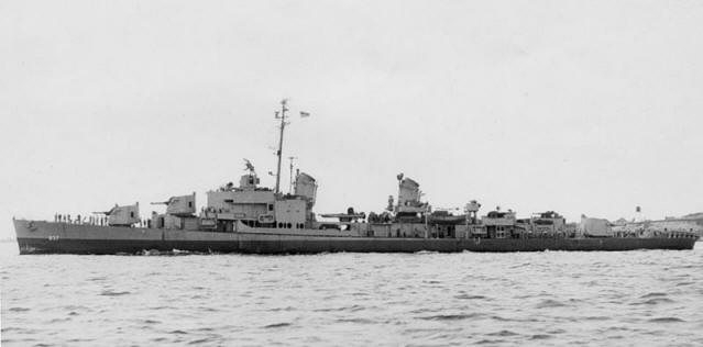 File:USS Sarsfield (DD-837) off Boston 1945.jpg